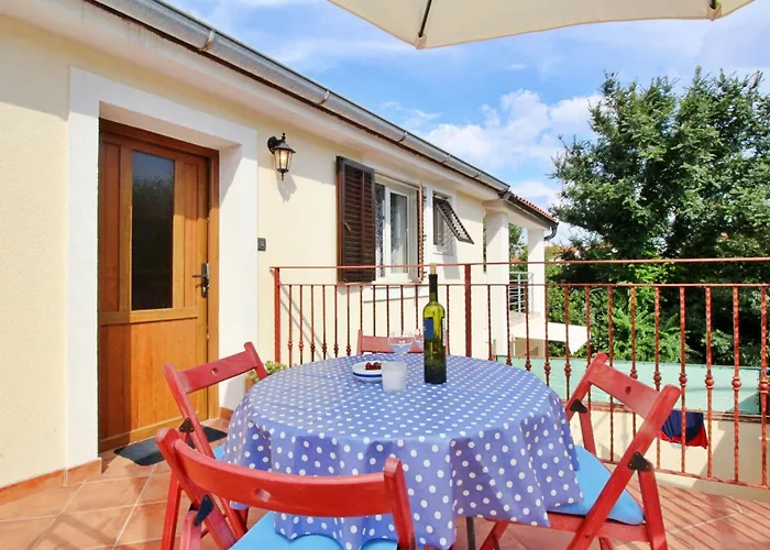 Bujas By Interhome Daire