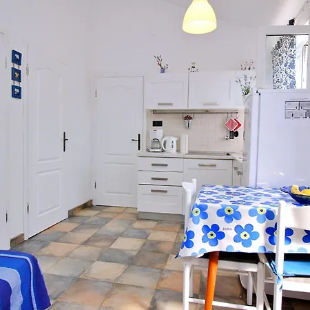 Bujas By Interhome シロ